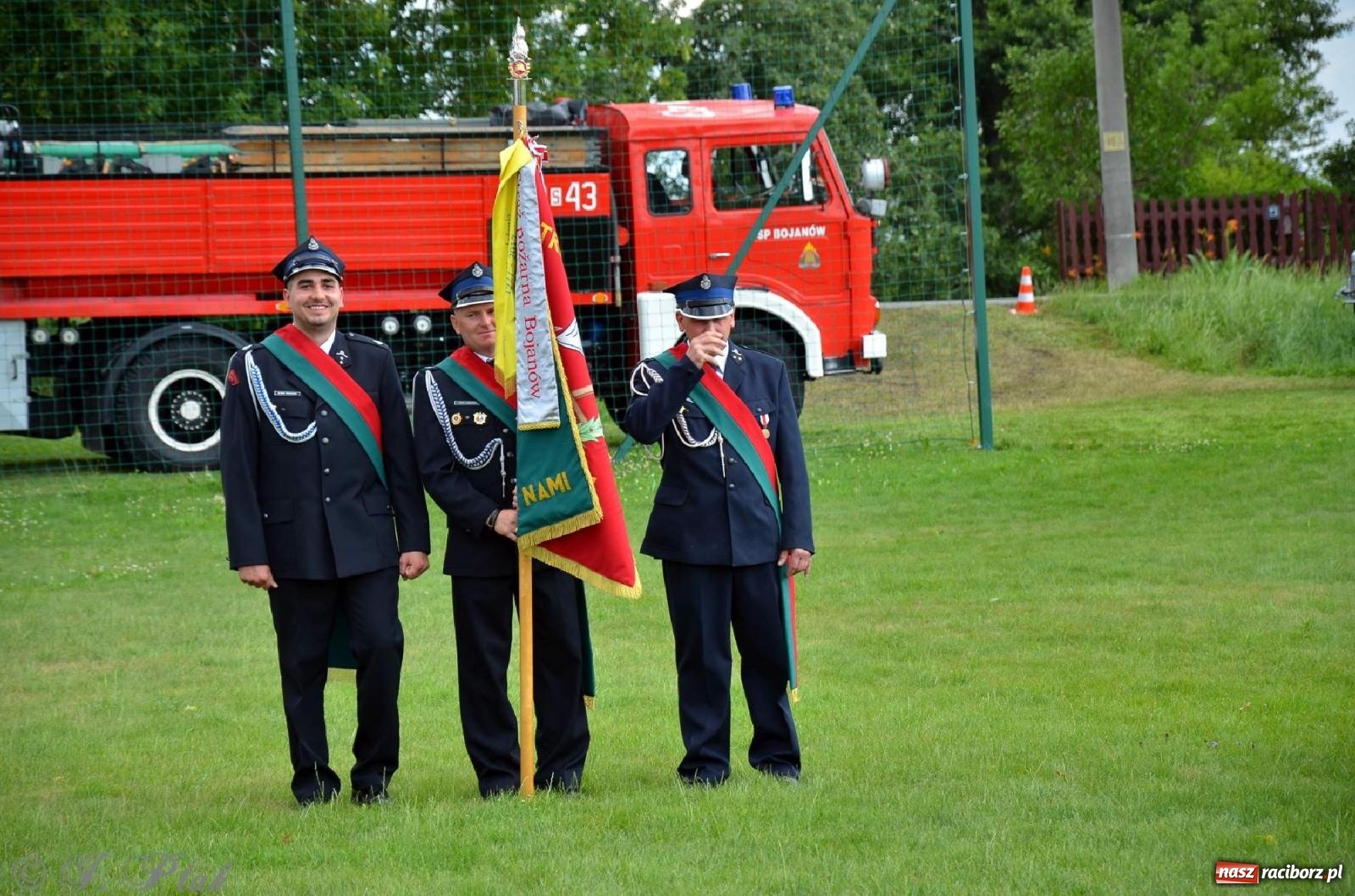 Zdjęcie w galerii na portalu naszraciborz.pl: Złoty Znak Związku na 100-lecie OSP Bojanów wiadomości z regionu
