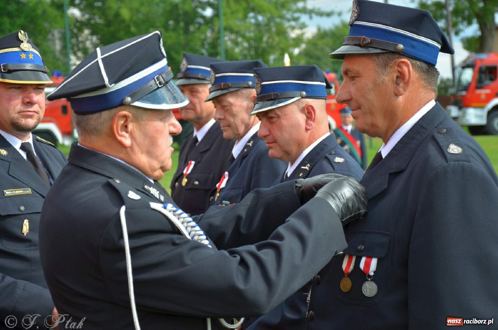 Zdjęcie w galerii na portalu naszraciborz.pl: Złoty Znak Związku na 100-lecie OSP Bojanów wiadomości z regionu