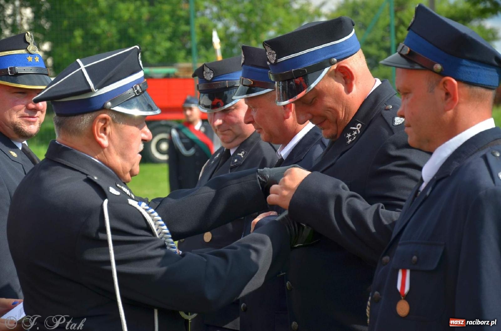 Zdjęcie w galerii na portalu naszraciborz.pl: Złoty Znak Związku na 100-lecie OSP Bojanów wiadomości z regionu