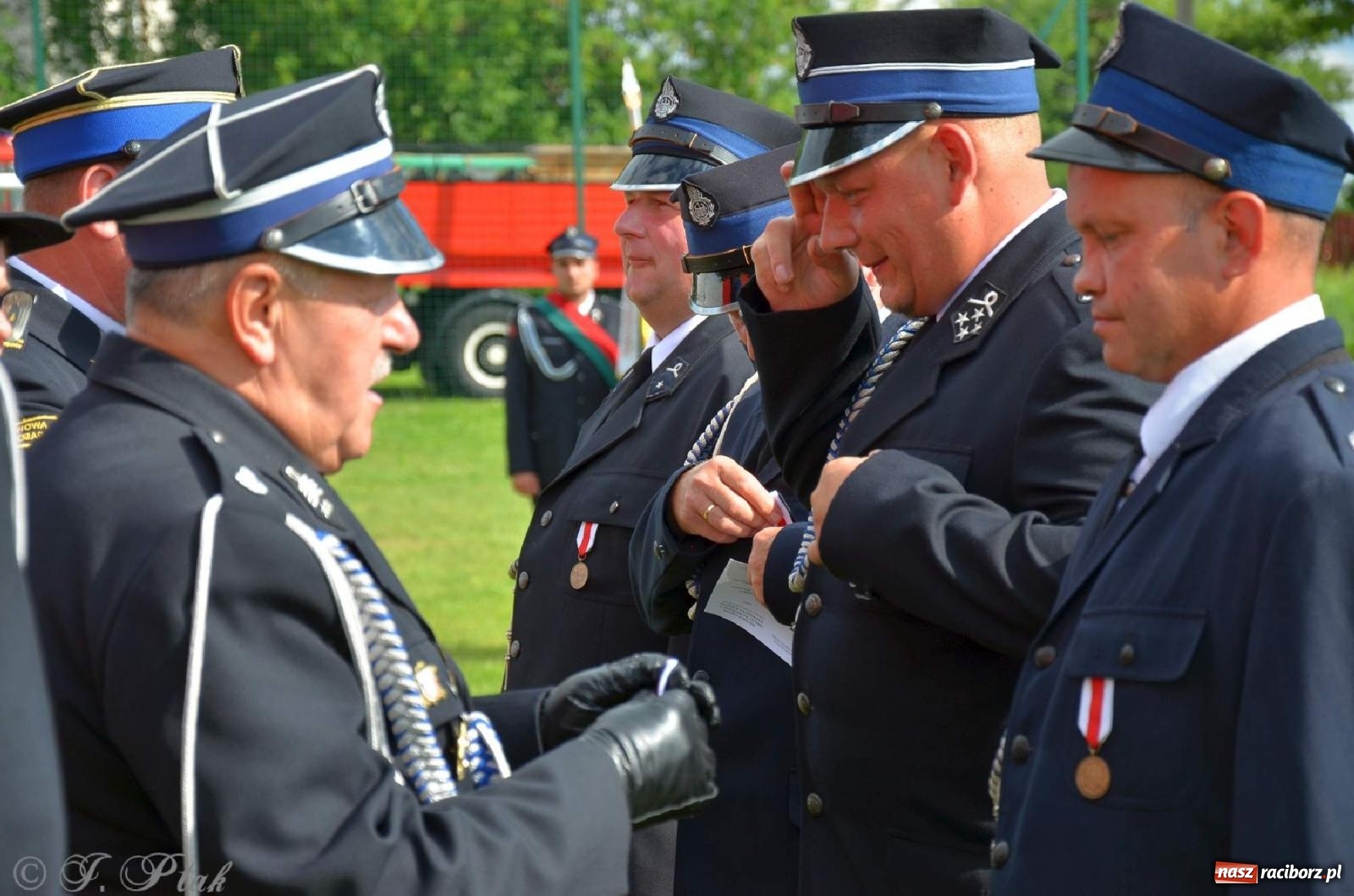 Zdjęcie w galerii na portalu naszraciborz.pl: Złoty Znak Związku na 100-lecie OSP Bojanów wiadomości z regionu