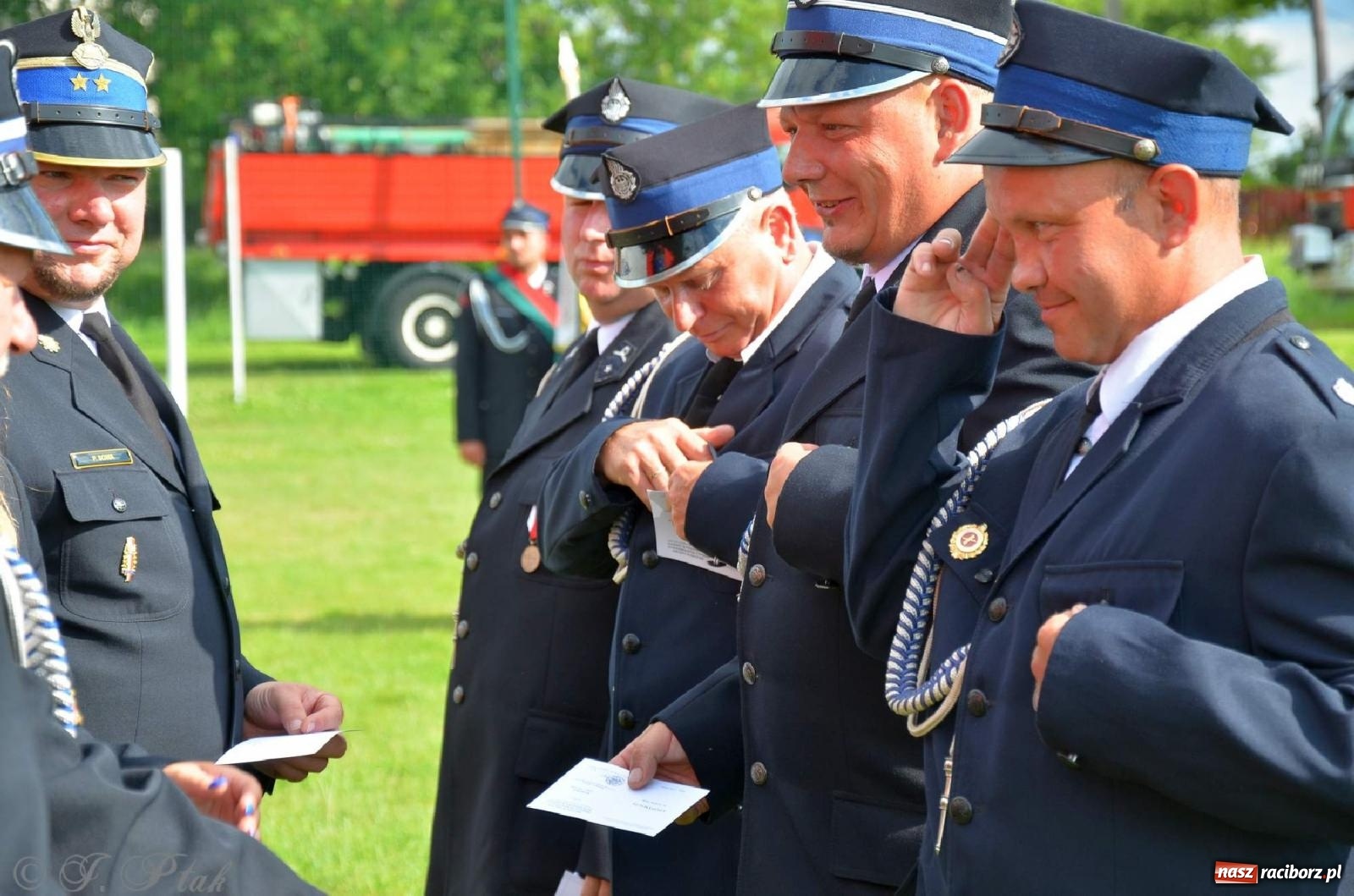 Zdjęcie w galerii na portalu naszraciborz.pl: Złoty Znak Związku na 100-lecie OSP Bojanów wiadomości z regionu