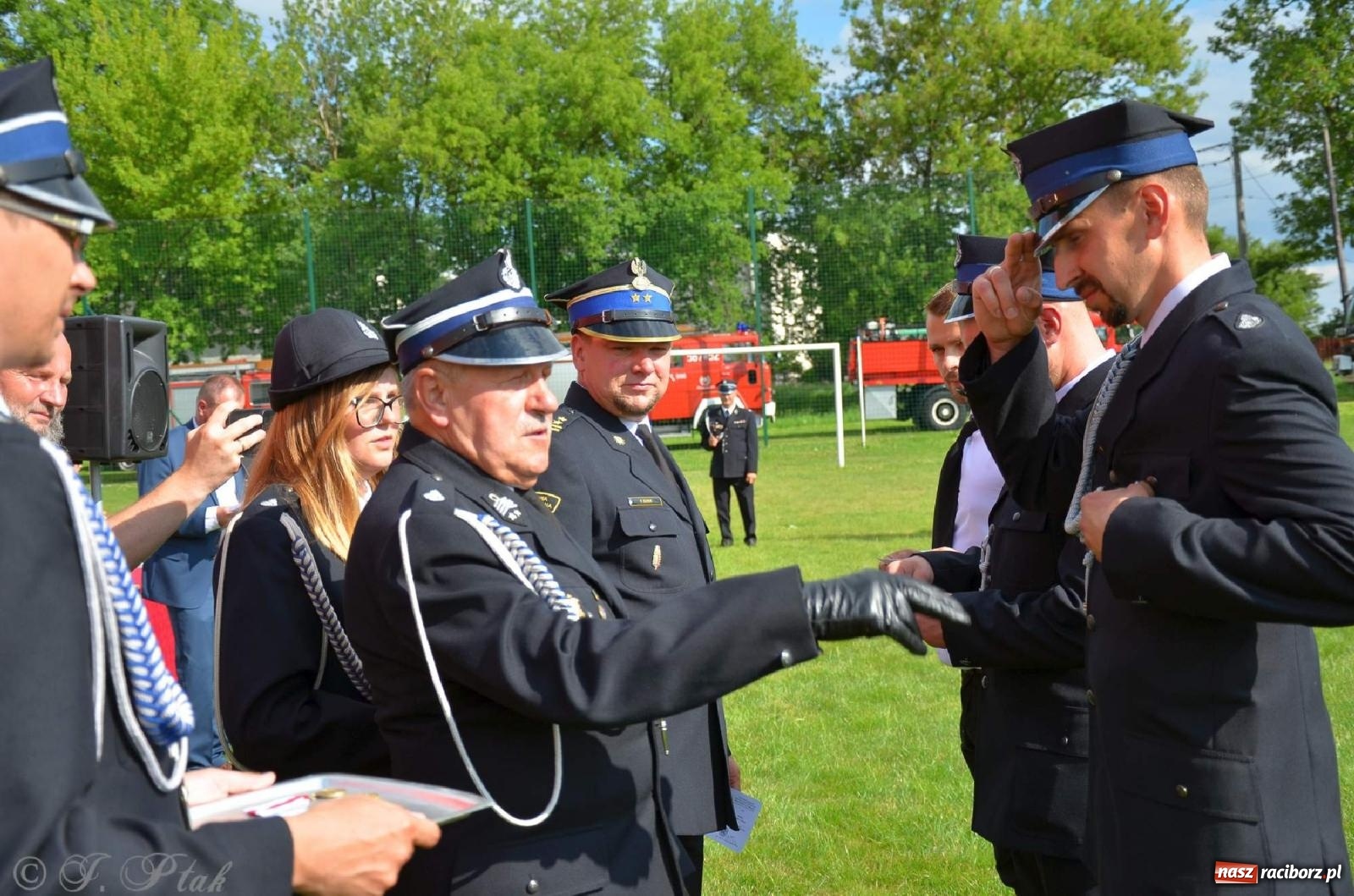 Zdjęcie w galerii na portalu naszraciborz.pl: Złoty Znak Związku na 100-lecie OSP Bojanów wiadomości z regionu