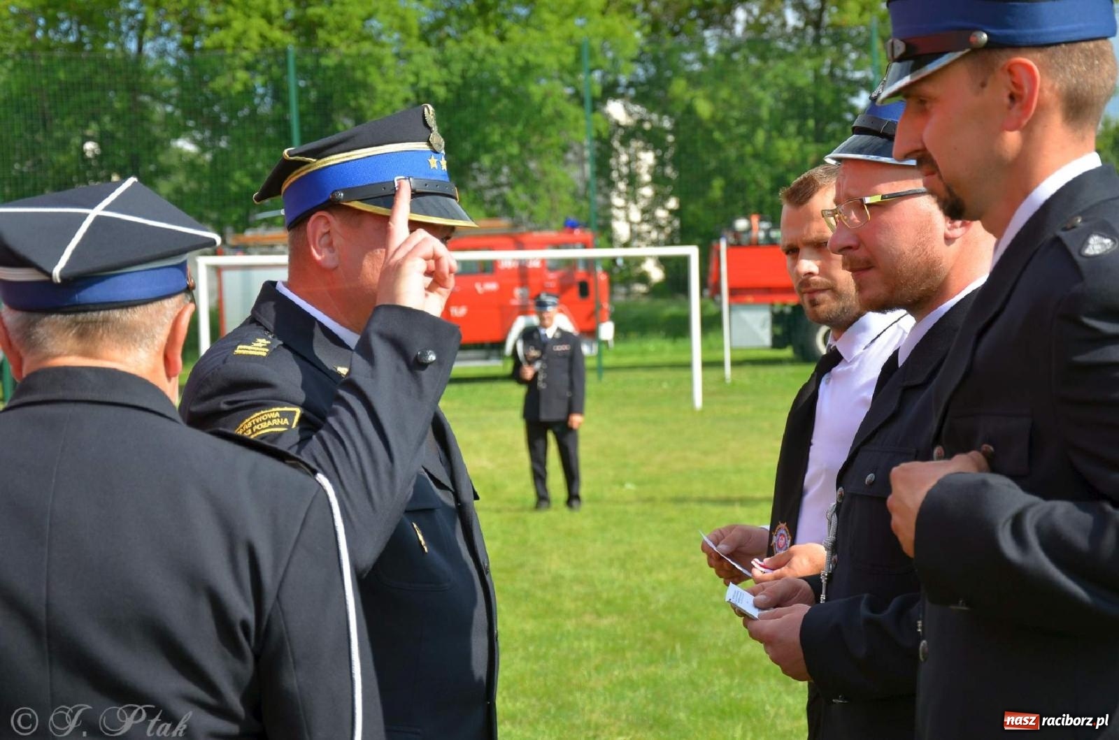 Zdjęcie w galerii na portalu naszraciborz.pl: Złoty Znak Związku na 100-lecie OSP Bojanów wiadomości z regionu