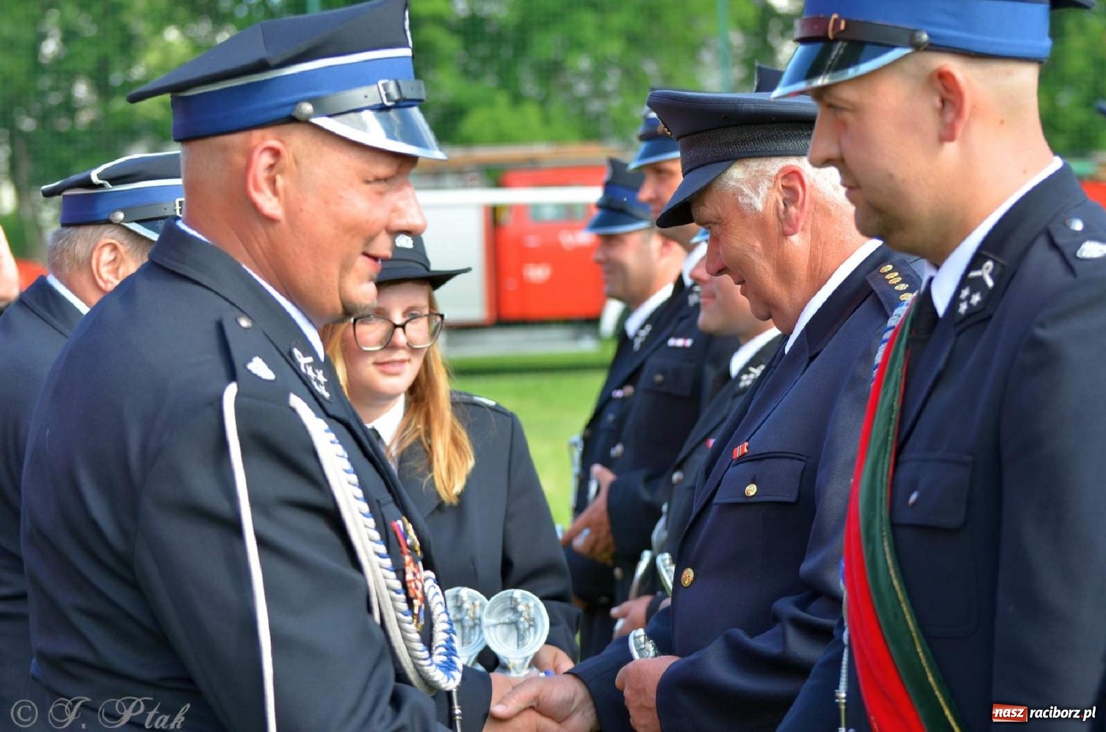 Zdjęcie w galerii na portalu naszraciborz.pl: Złoty Znak Związku na 100-lecie OSP Bojanów wiadomości z regionu