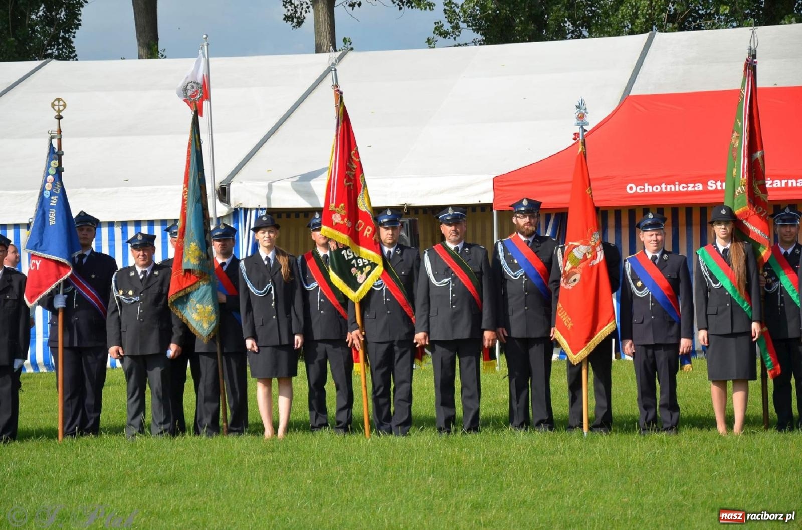 Zdjęcie w galerii na portalu naszraciborz.pl: Złoty Znak Związku na 100-lecie OSP Bojanów wiadomości z regionu