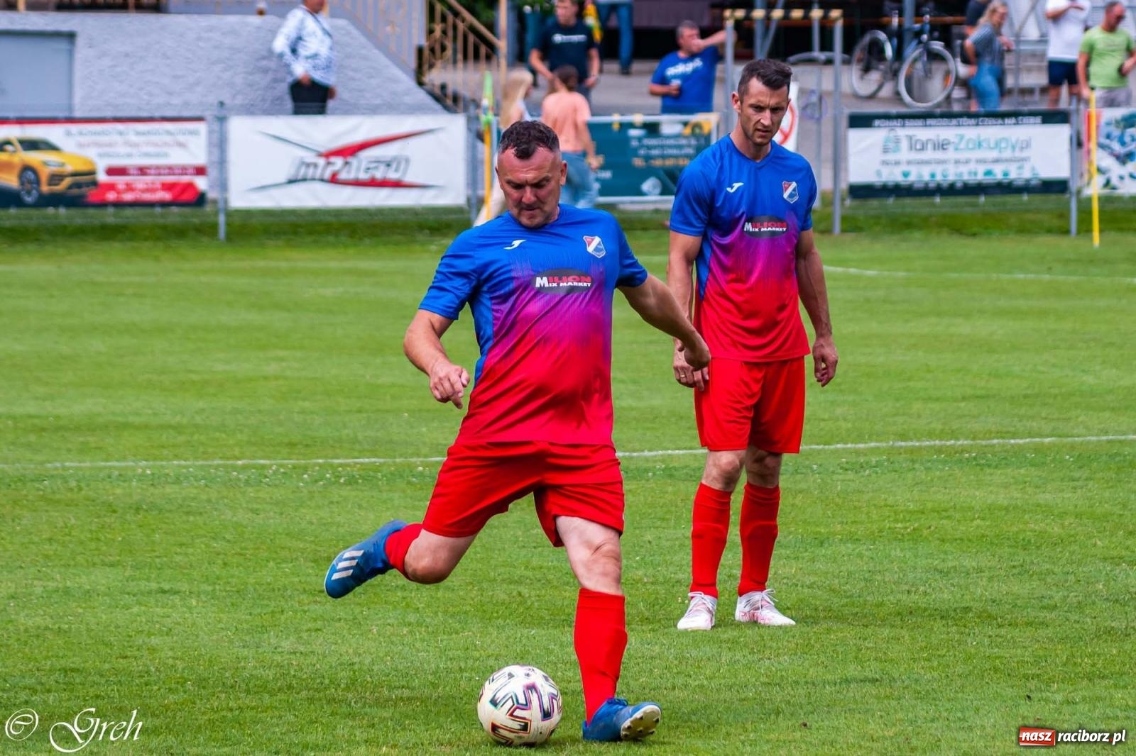 Zdjęcie w galerii na portalu naszraciborz.pl: Oldboje walczyli o puchar wójta w Chałupkach [FOTO] wiadomości z regionu