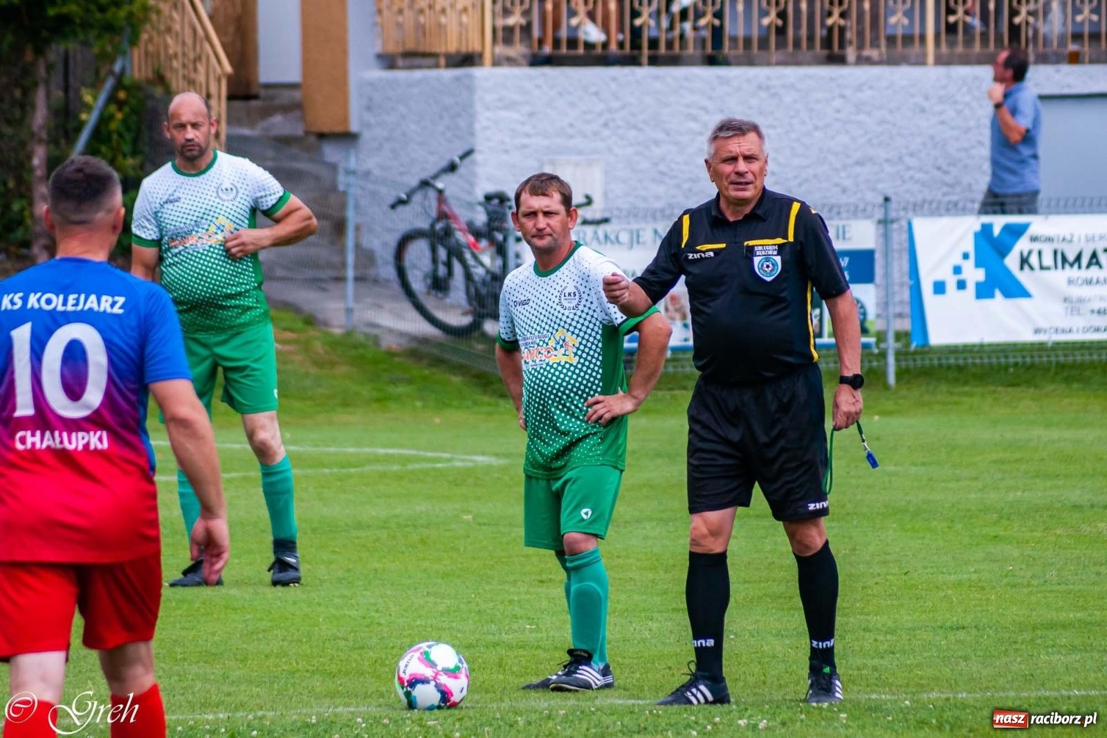 Zdjęcie w galerii na portalu naszraciborz.pl: Oldboje walczyli o puchar wójta w Chałupkach [FOTO] wiadomości z regionu