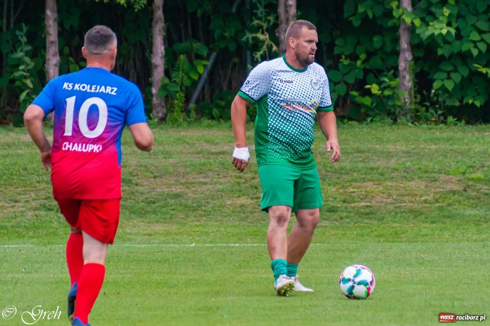 Zdjęcie w galerii na portalu naszraciborz.pl: Oldboje walczyli o puchar wójta w Chałupkach [FOTO] wiadomości z regionu