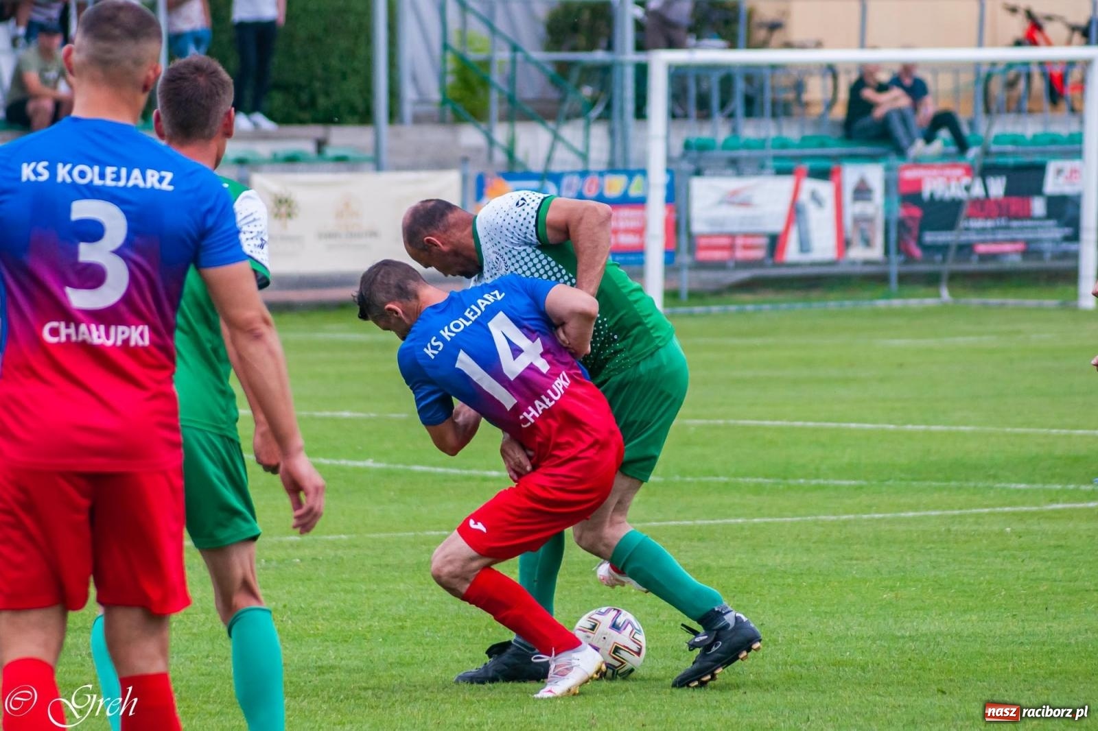 Zdjęcie w galerii na portalu naszraciborz.pl: Oldboje walczyli o puchar wójta w Chałupkach [FOTO] wiadomości z regionu