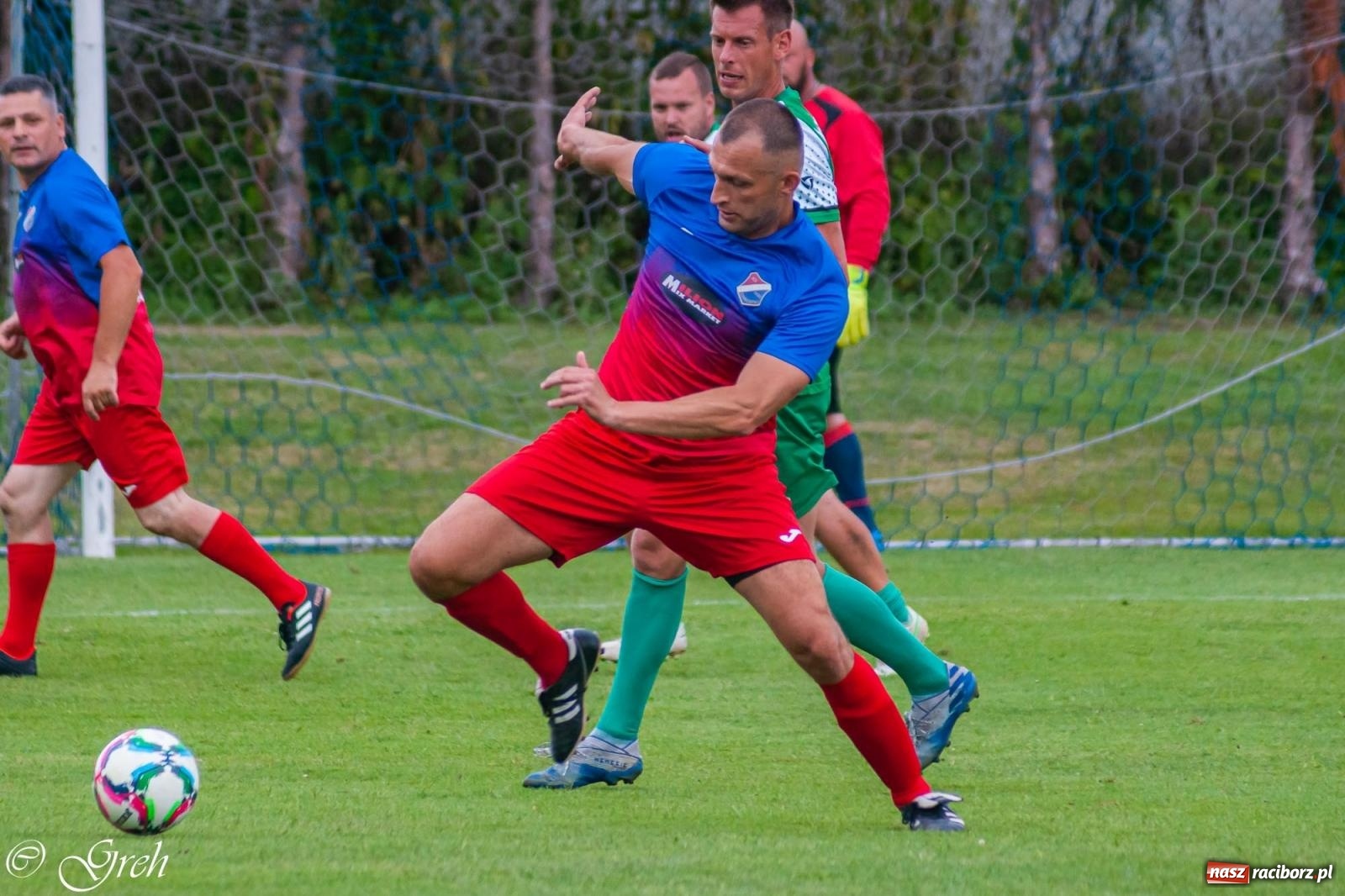 Zdjęcie w galerii na portalu naszraciborz.pl: Oldboje walczyli o puchar wójta w Chałupkach [FOTO] wiadomości z regionu