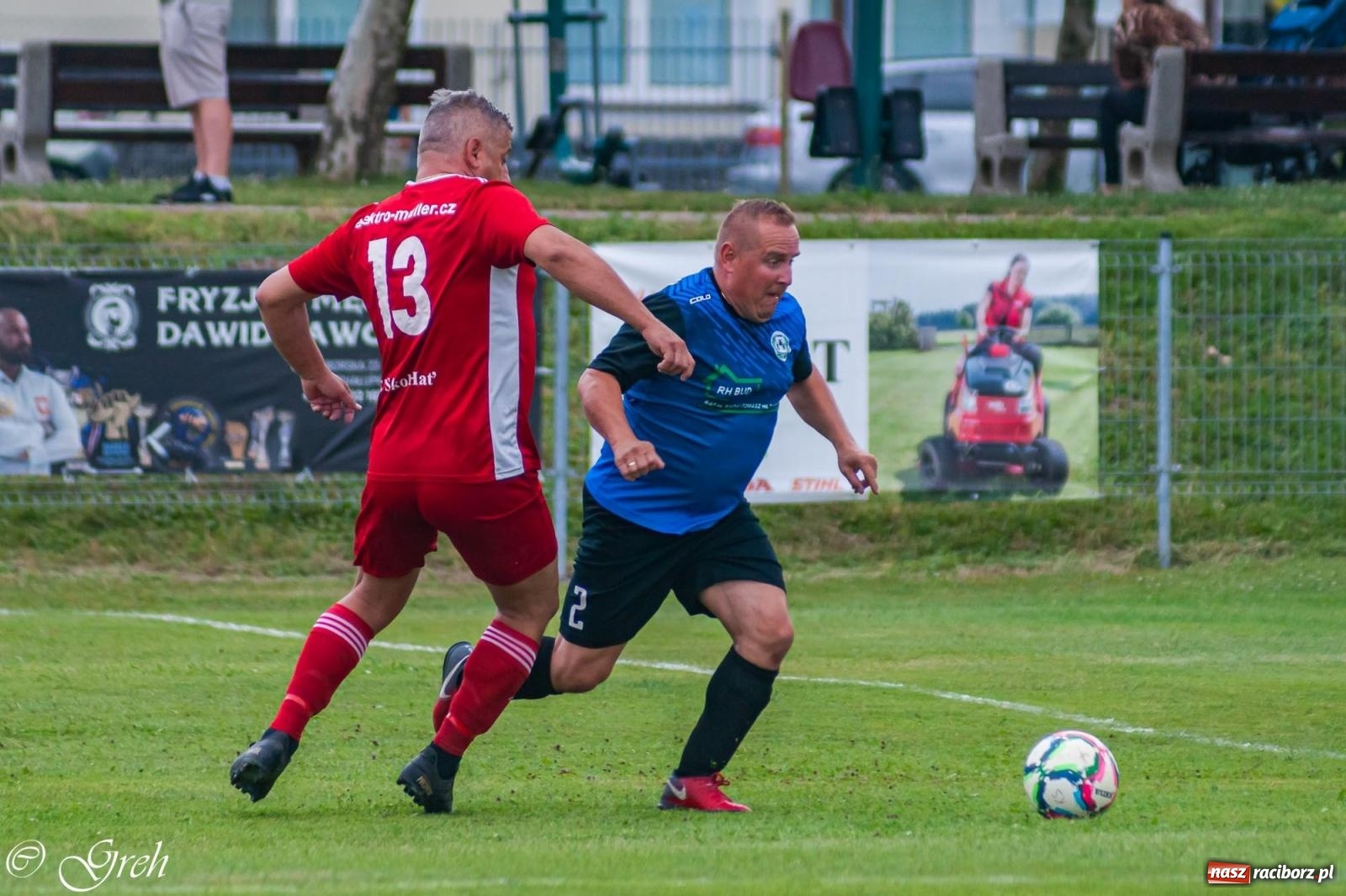 Zdjęcie w galerii na portalu naszraciborz.pl: Oldboje walczyli o puchar wójta w Chałupkach [FOTO] wiadomości z regionu