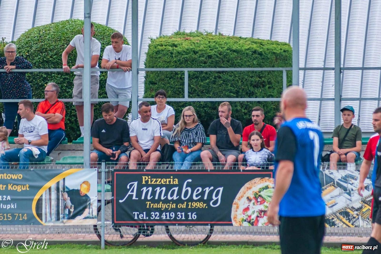 Zdjęcie w galerii na portalu naszraciborz.pl: Oldboje walczyli o puchar wójta w Chałupkach [FOTO] wiadomości z regionu