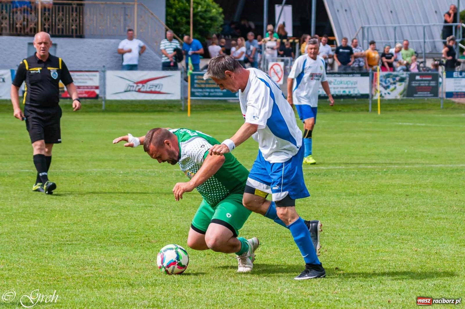 Zdjęcie w galerii na portalu naszraciborz.pl: Oldboje walczyli o puchar wójta w Chałupkach [FOTO] wiadomości z regionu