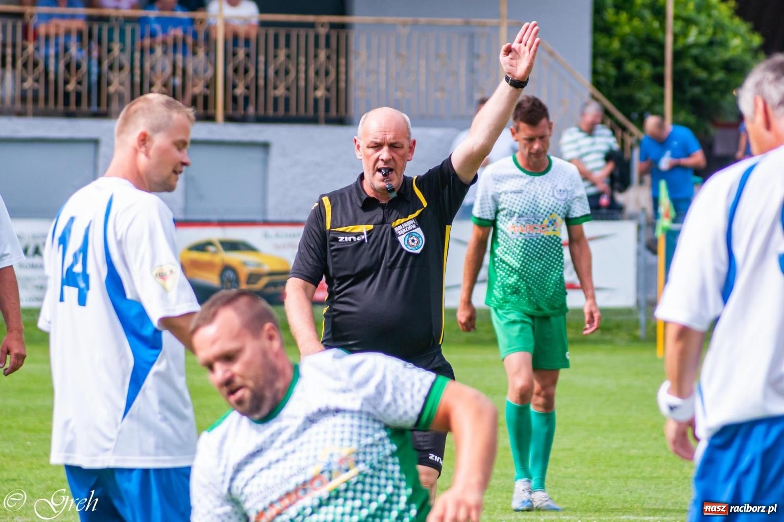 Zdjęcie w galerii na portalu naszraciborz.pl: Oldboje walczyli o puchar wójta w Chałupkach [FOTO] wiadomości z regionu