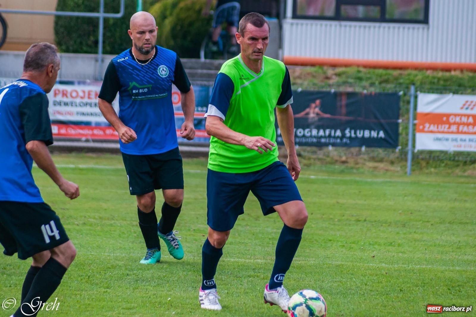 Zdjęcie w galerii na portalu naszraciborz.pl: Oldboje walczyli o puchar wójta w Chałupkach [FOTO] wiadomości z regionu