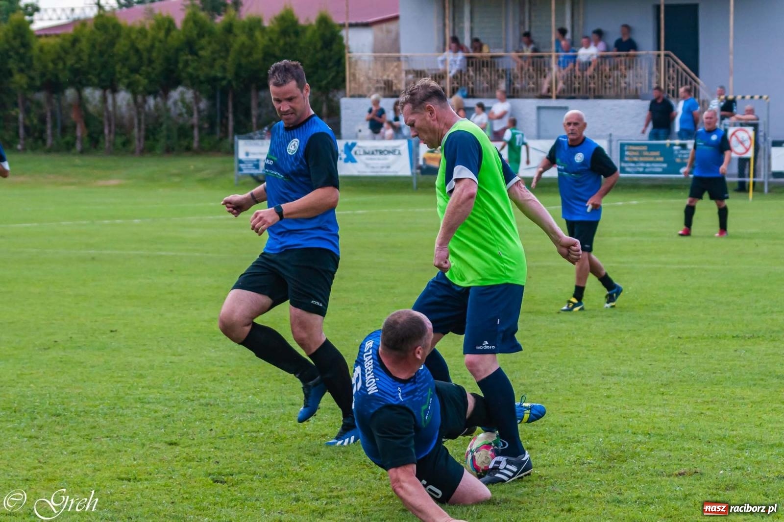 Zdjęcie w galerii na portalu naszraciborz.pl: Oldboje walczyli o puchar wójta w Chałupkach [FOTO] wiadomości z regionu