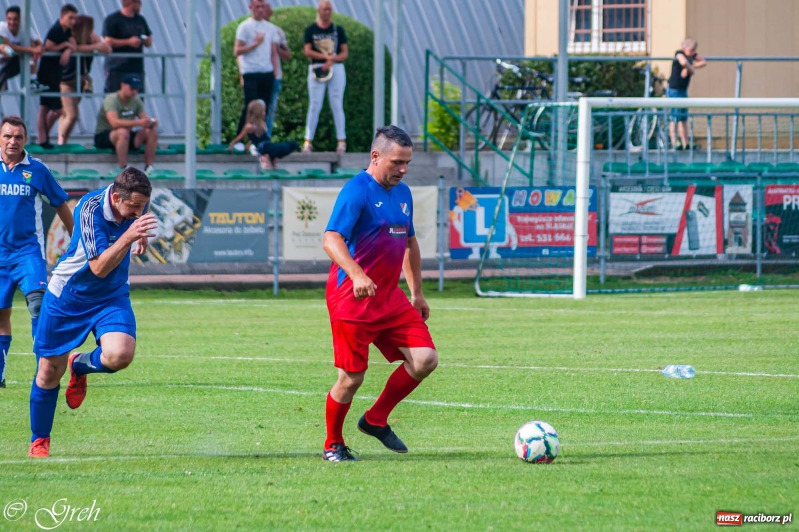 Zdjęcie w galerii na portalu naszraciborz.pl: Oldboje walczyli o puchar wójta w Chałupkach [FOTO] wiadomości z regionu