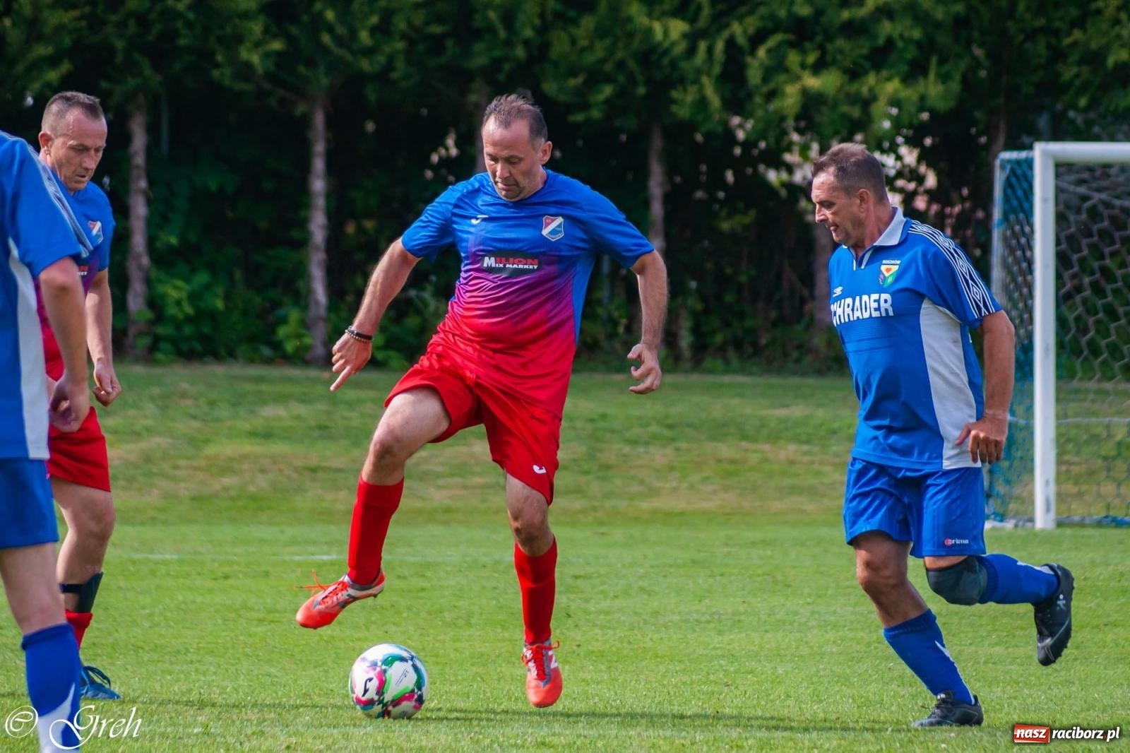 Zdjęcie w galerii na portalu naszraciborz.pl: Oldboje walczyli o puchar wójta w Chałupkach [FOTO] wiadomości z regionu