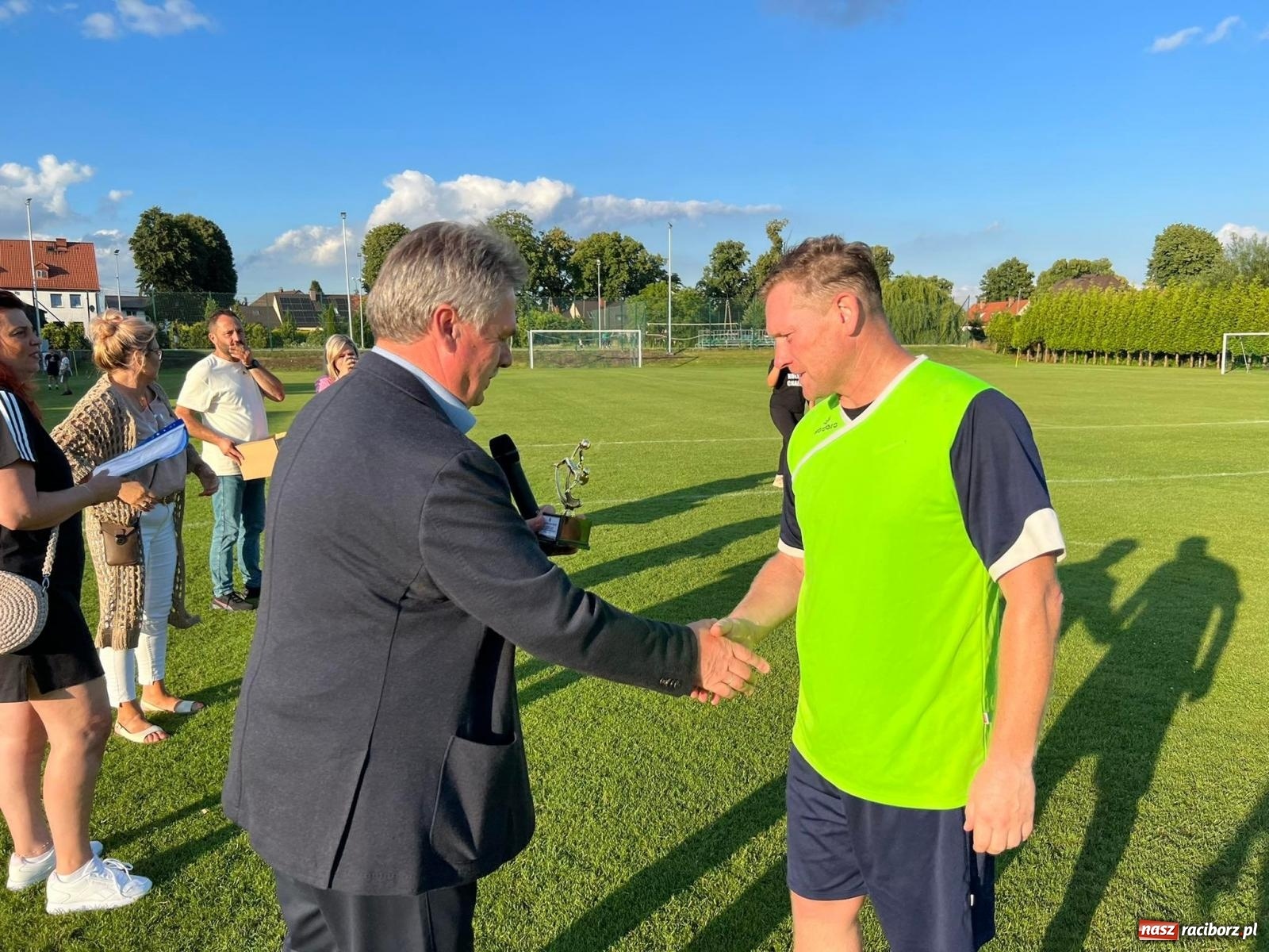 Zdjęcie w galerii na portalu naszraciborz.pl: Oldboje walczyli o puchar wójta w Chałupkach [FOTO] wiadomości z regionu