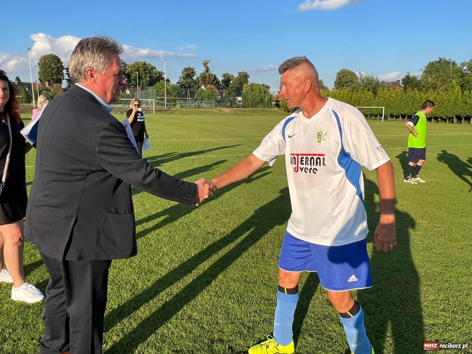 Zdjęcie w galerii na portalu naszraciborz.pl: Oldboje walczyli o puchar wójta w Chałupkach [FOTO] wiadomości z regionu
