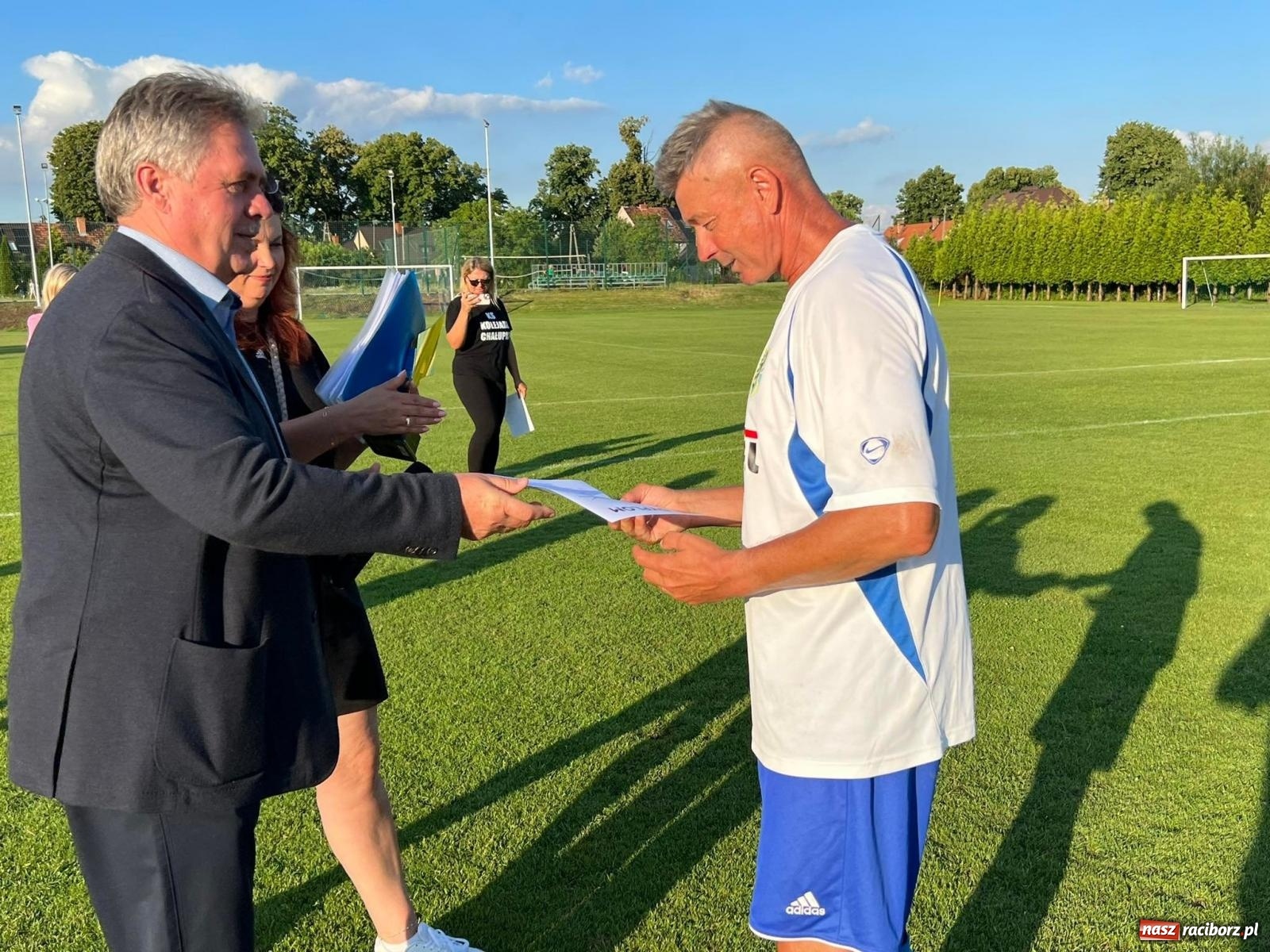 Zdjęcie w galerii na portalu naszraciborz.pl: Oldboje walczyli o puchar wójta w Chałupkach [FOTO] wiadomości z regionu