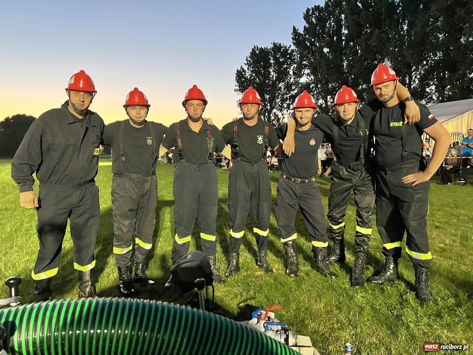 Zdjęcie w galerii na portalu naszraciborz.pl: Nocne zawody w Bojanowie. Przedsmak powiatowej rywalizacji [FOTO i WIDEO] wiadomości z regionu