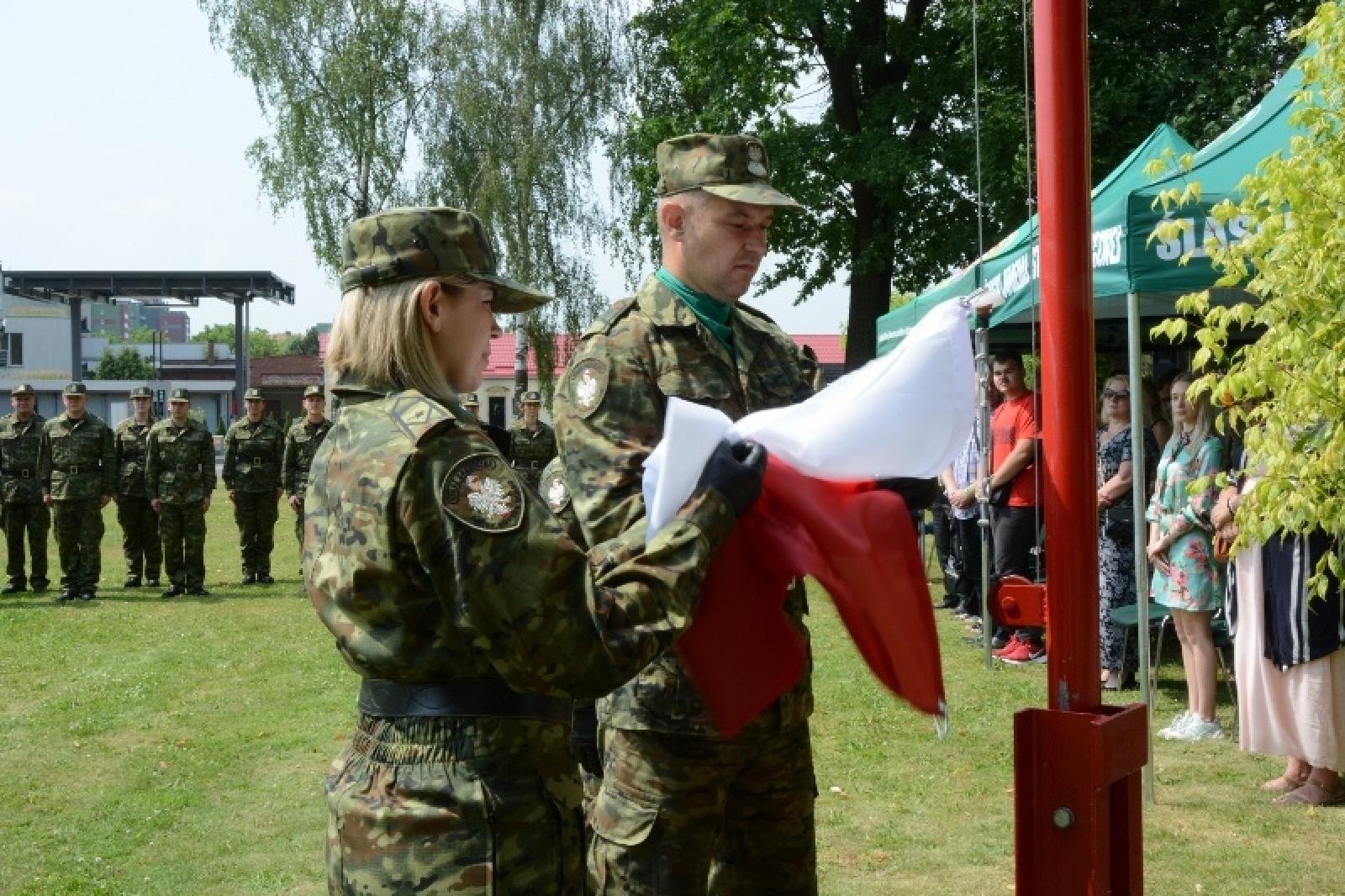 Zdjęcie w galerii na portalu naszraciborz.pl: Ślubowanie nowych śląskich pograniczników w Raciborzu [FOTO] wiadomości z regionu