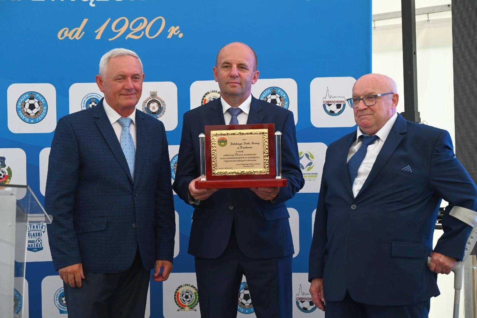 Zdjęcie w galerii na portalu naszraciborz.pl: Huczne obchody 75-lecia Podokręgu Racibórz [FOTO i WIDEO] wiadomości z regionu