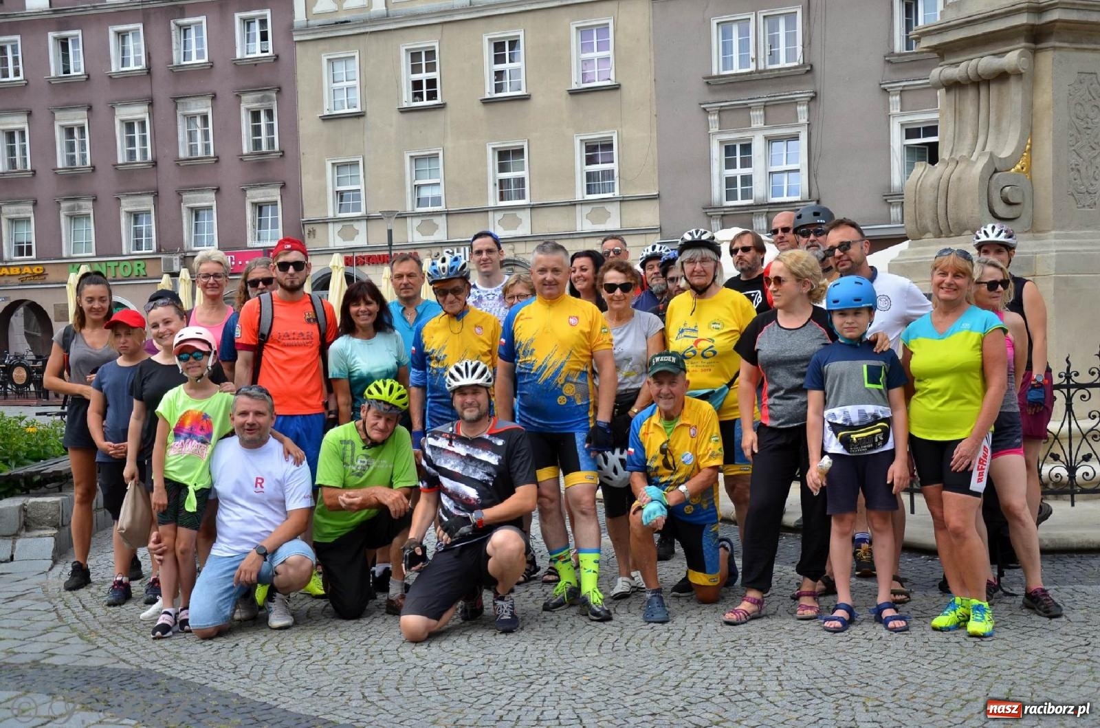 Zdjęcie w galerii na portalu naszraciborz.pl: Rodzinne 40 kilometrów rowerem wokół Raciborza wiadomości z regionu