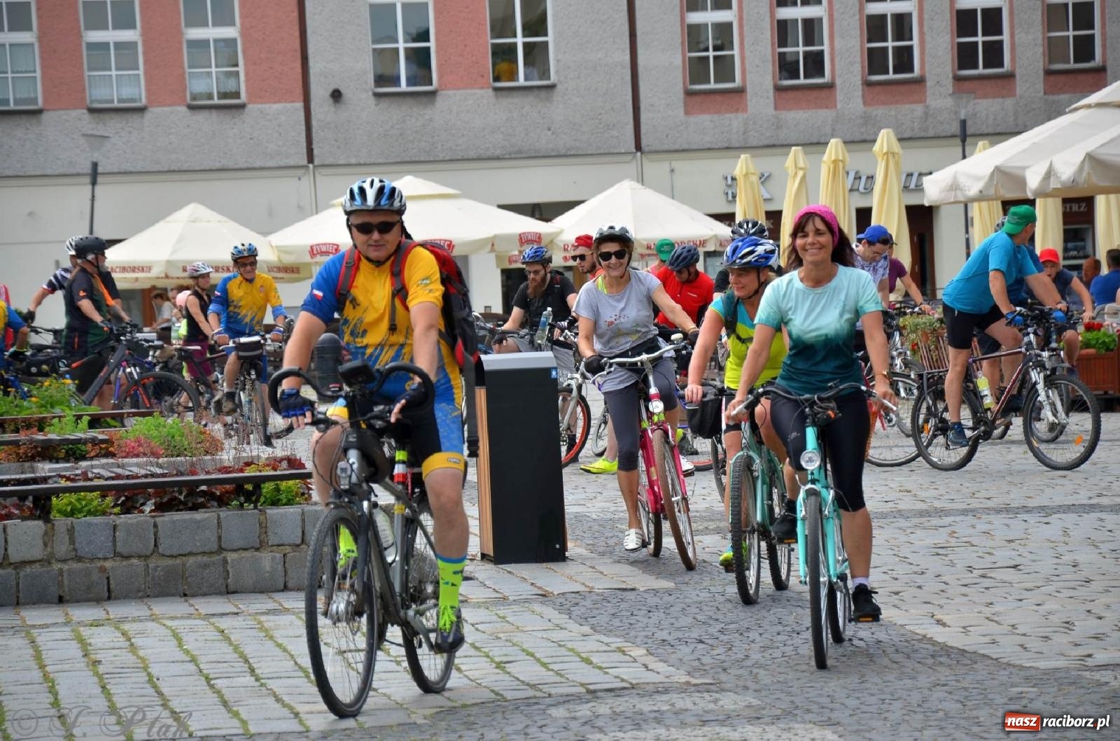 Zdjęcie w galerii na portalu naszraciborz.pl: Rodzinne 40 kilometrów rowerem wokół Raciborza wiadomości z regionu