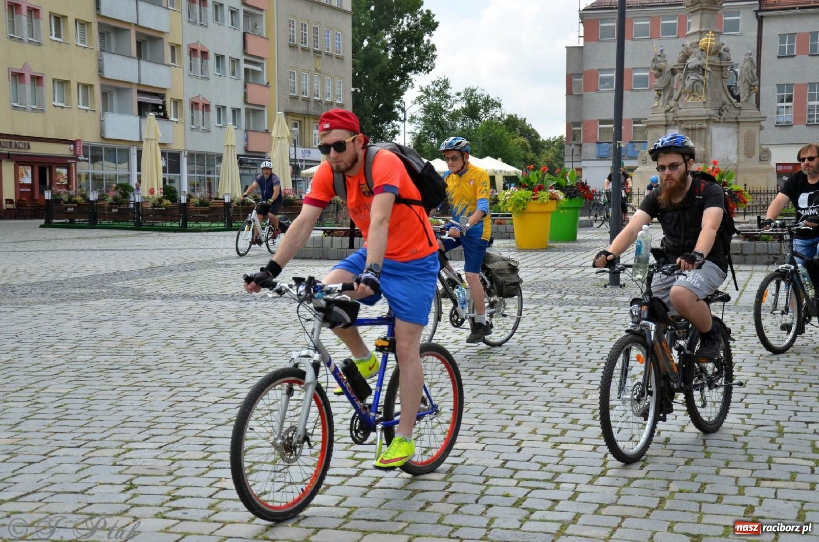Zdjęcie w galerii na portalu naszraciborz.pl: Rodzinne 40 kilometrów rowerem wokół Raciborza wiadomości z regionu
