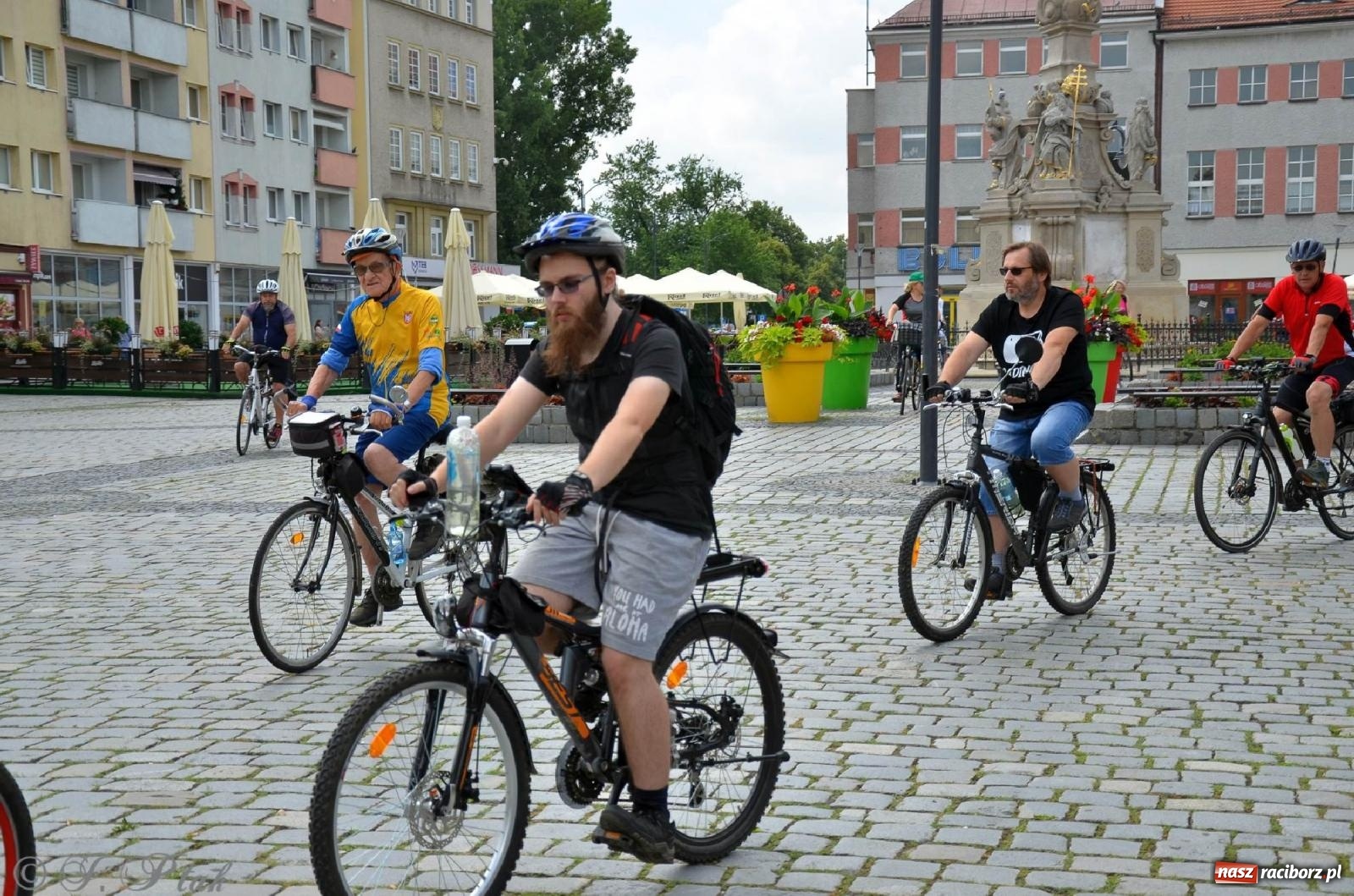 Zdjęcie w galerii na portalu naszraciborz.pl: Rodzinne 40 kilometrów rowerem wokół Raciborza wiadomości z regionu