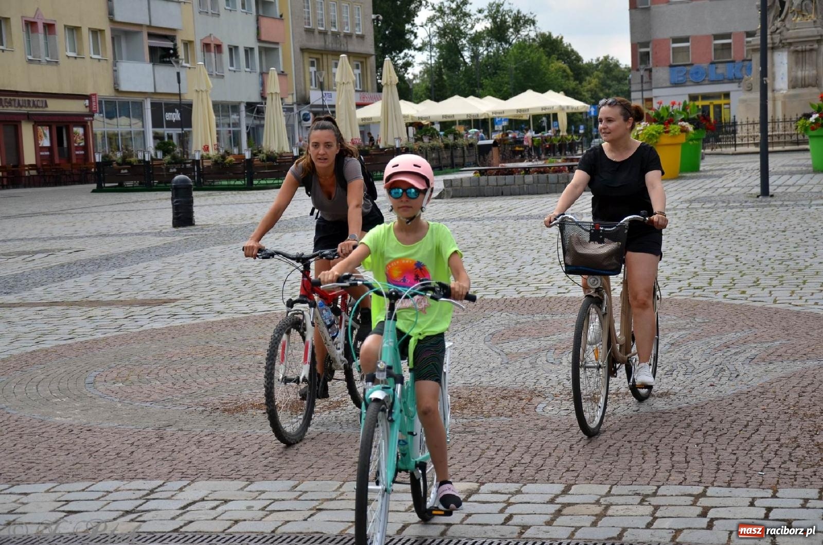 Zdjęcie w galerii na portalu naszraciborz.pl: Rodzinne 40 kilometrów rowerem wokół Raciborza wiadomości z regionu