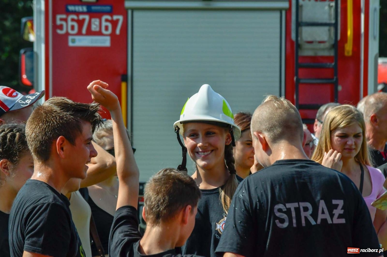 Zdjęcie w galerii na portalu naszraciborz.pl: Gospodarze z głównym trofeum zawodów w Bieńkowicach [FOTO i WIDEO] wiadomości z regionu