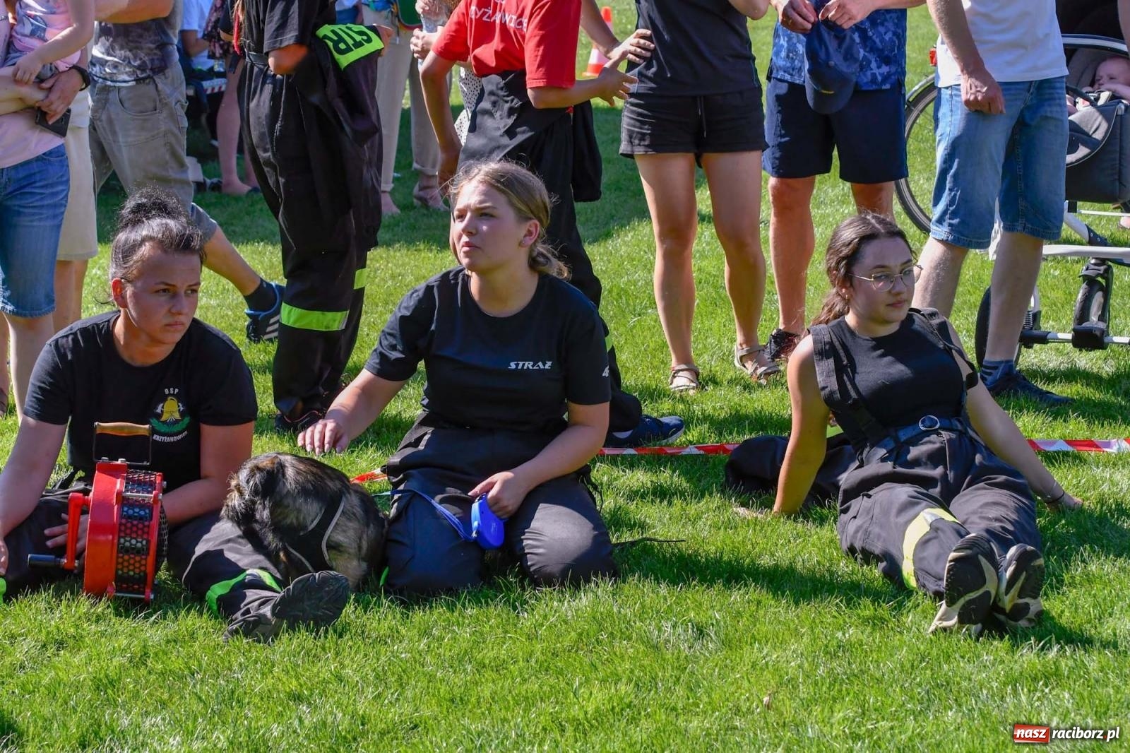 Zdjęcie w galerii na portalu naszraciborz.pl: Gospodarze z głównym trofeum zawodów w Bieńkowicach [FOTO i WIDEO] wiadomości z regionu