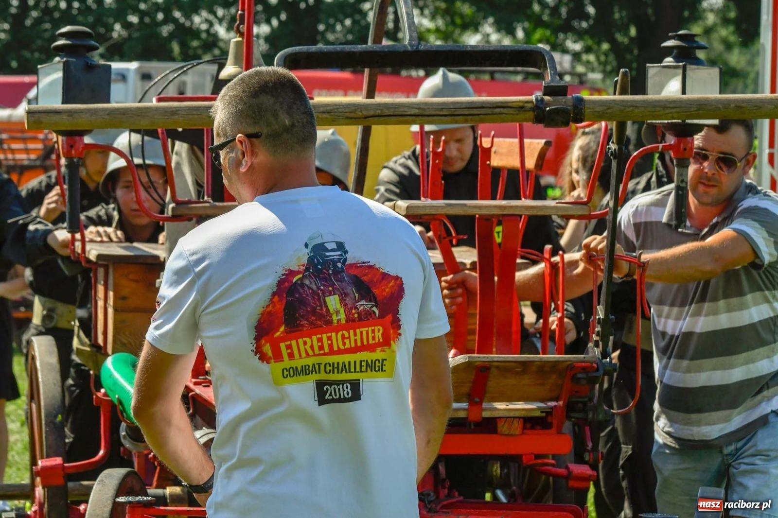 Zdjęcie w galerii na portalu naszraciborz.pl: Gospodarze z głównym trofeum zawodów w Bieńkowicach [FOTO i WIDEO] wiadomości z regionu