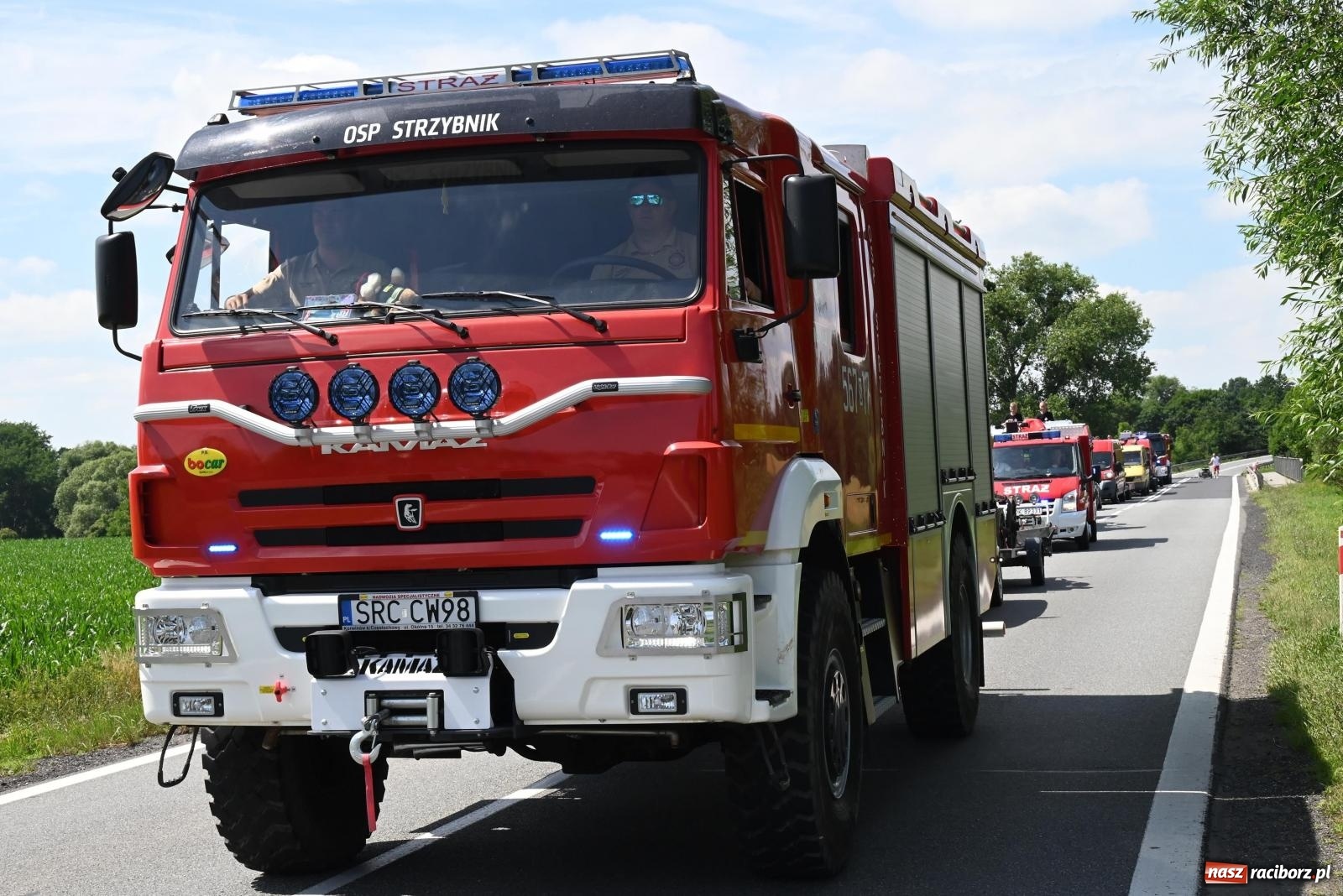 Zdjęcie w galerii na portalu naszraciborz.pl: Gospodarze z głównym trofeum zawodów w Bieńkowicach [FOTO i WIDEO] wiadomości z regionu