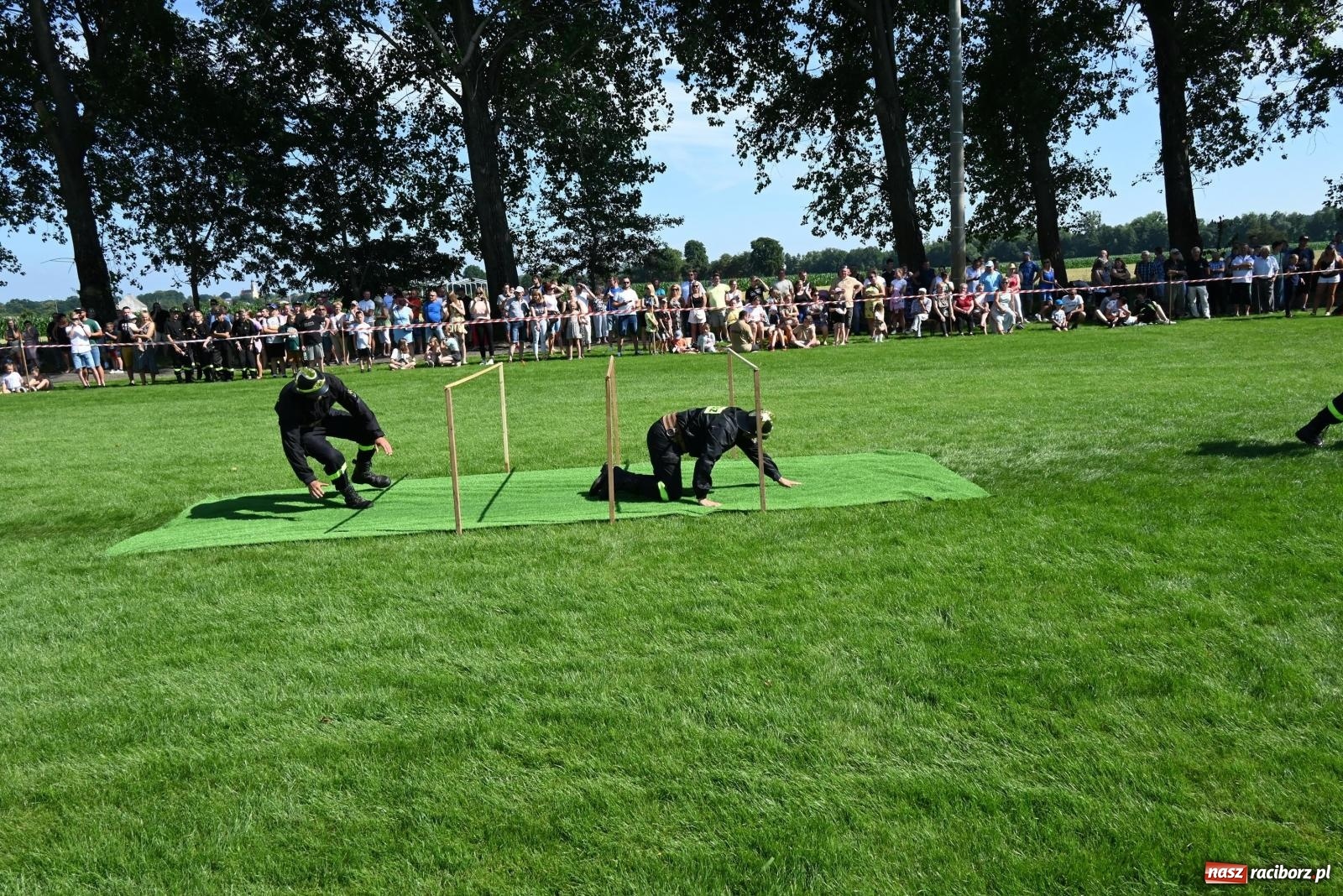 Zdjęcie w galerii na portalu naszraciborz.pl: Gospodarze z głównym trofeum zawodów w Bieńkowicach [FOTO i WIDEO] wiadomości z regionu