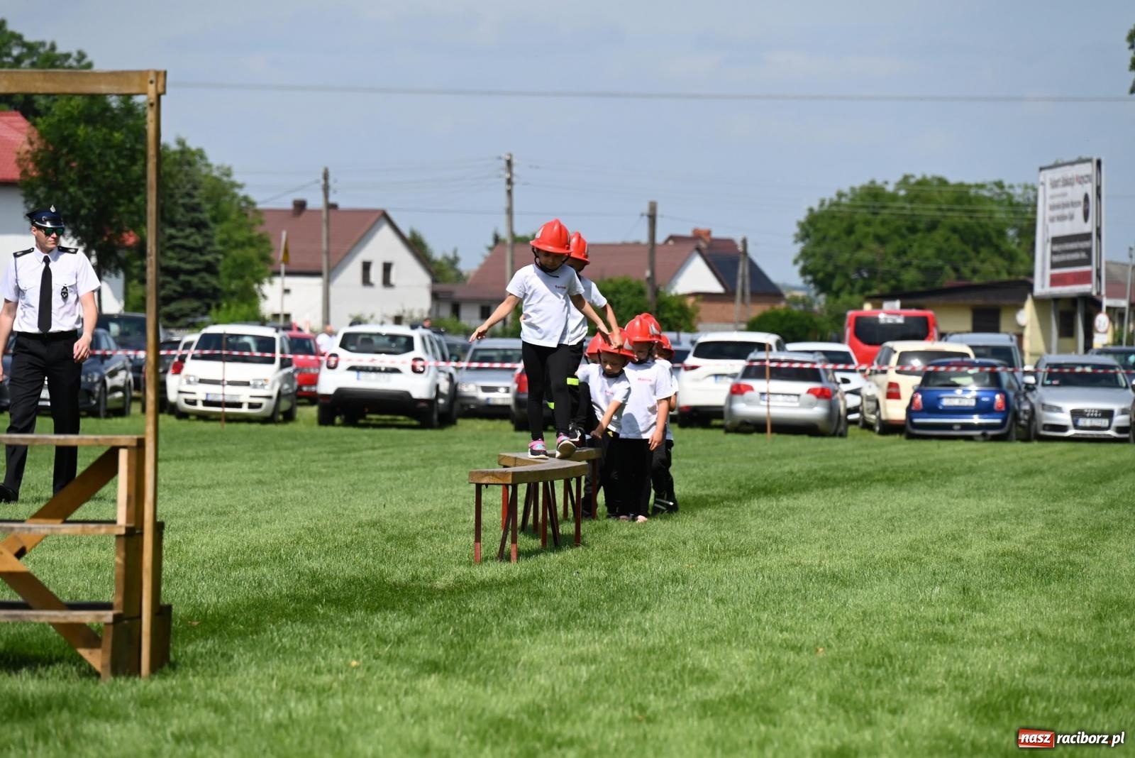 Zdjęcie w galerii na portalu naszraciborz.pl: Gospodarze z głównym trofeum zawodów w Bieńkowicach [FOTO i WIDEO] wiadomości z regionu