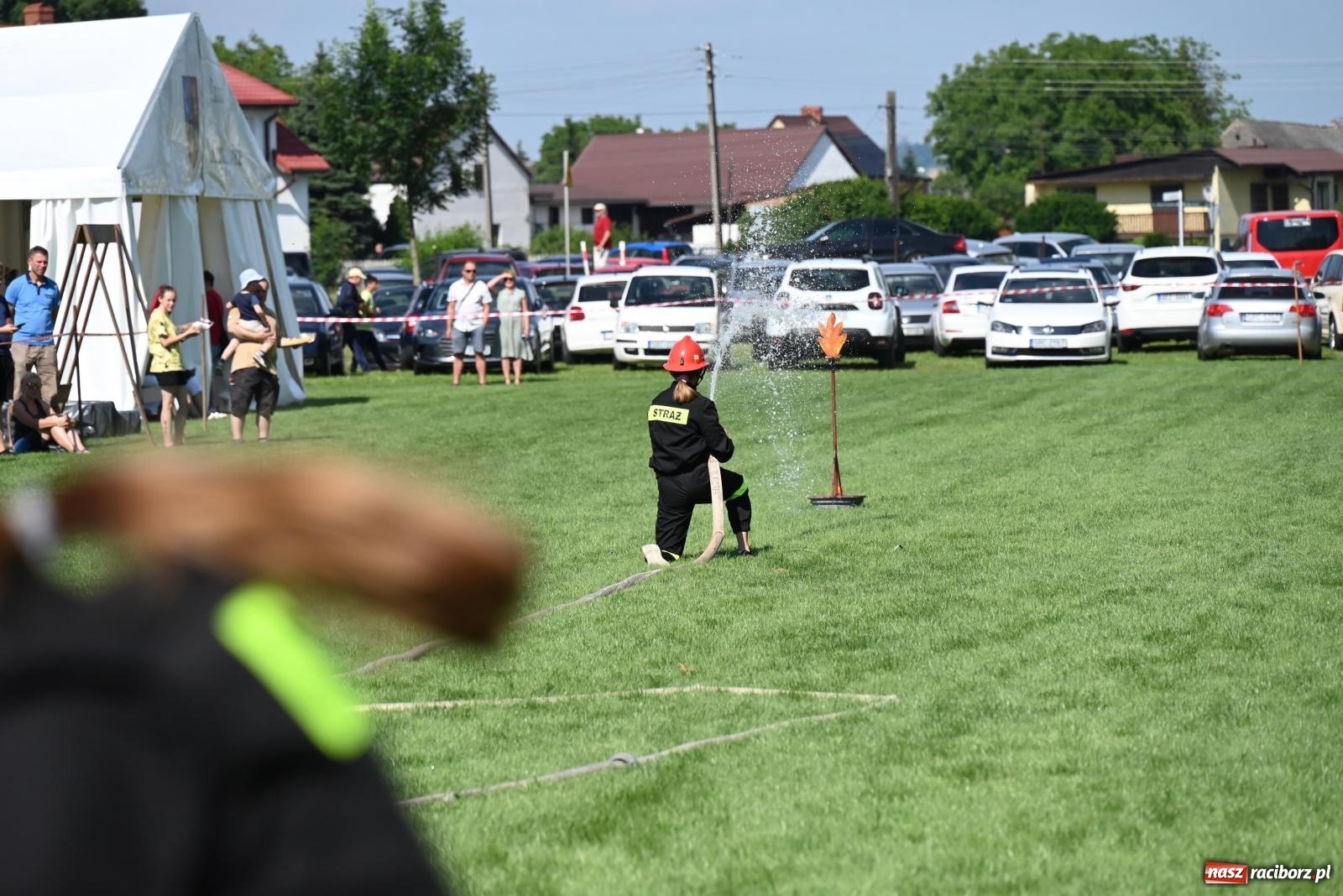 Zdjęcie w galerii na portalu naszraciborz.pl: Gospodarze z głównym trofeum zawodów w Bieńkowicach [FOTO i WIDEO] wiadomości z regionu