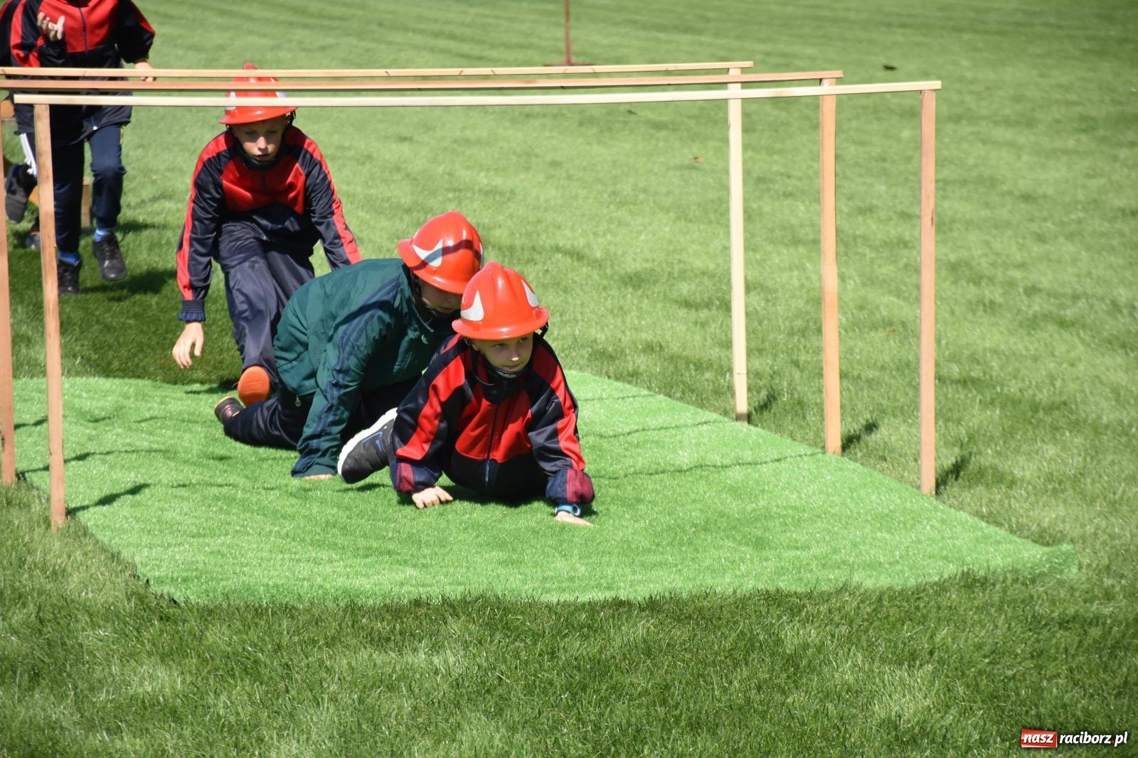 Zdjęcie w galerii na portalu naszraciborz.pl: Gospodarze z głównym trofeum zawodów w Bieńkowicach [FOTO i WIDEO] wiadomości z regionu