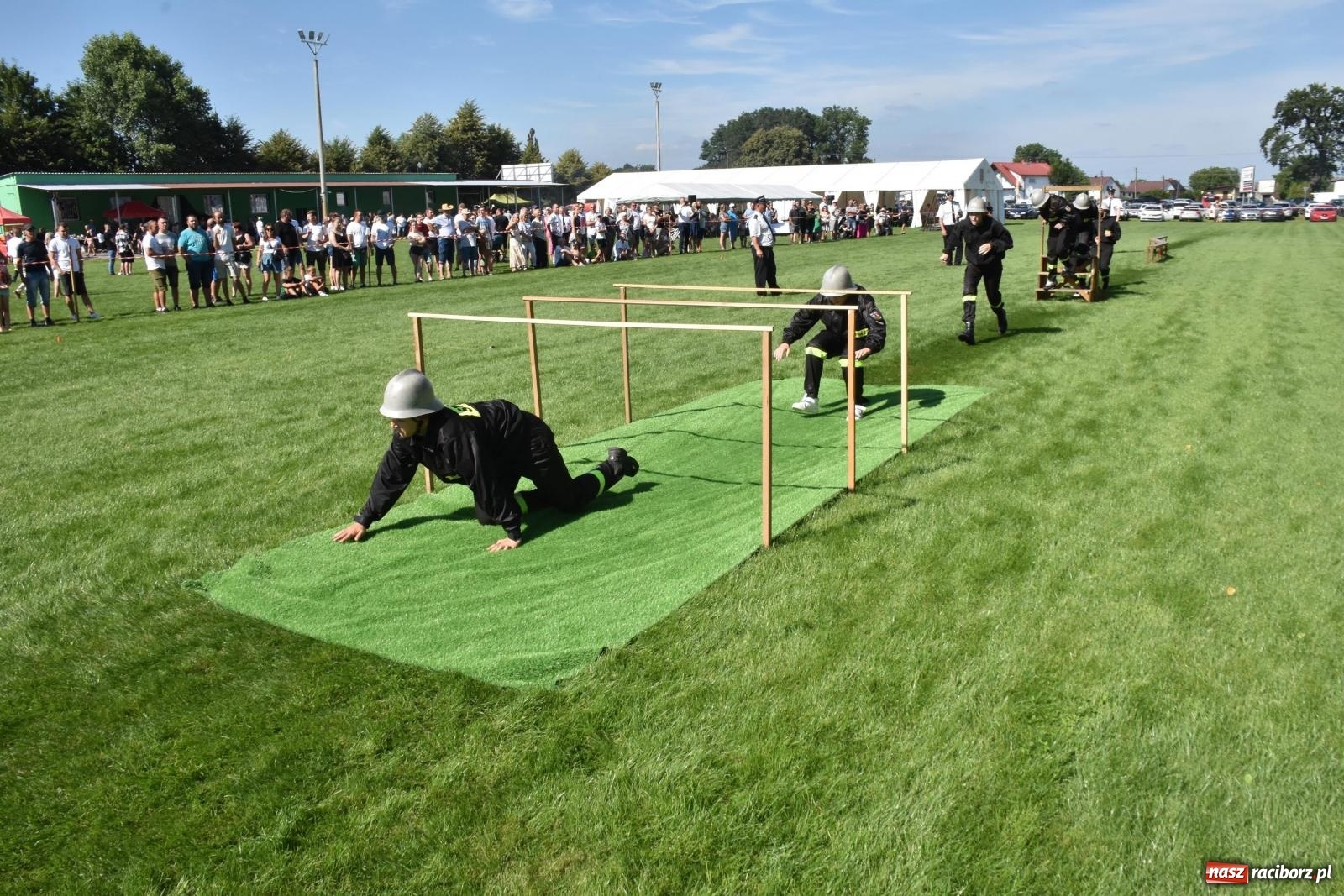 Zdjęcie w galerii na portalu naszraciborz.pl: Gospodarze z głównym trofeum zawodów w Bieńkowicach [FOTO i WIDEO] wiadomości z regionu