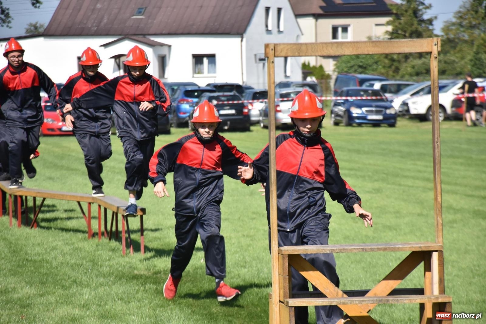 Zdjęcie w galerii na portalu naszraciborz.pl: Gospodarze z głównym trofeum zawodów w Bieńkowicach [FOTO i WIDEO] wiadomości z regionu
