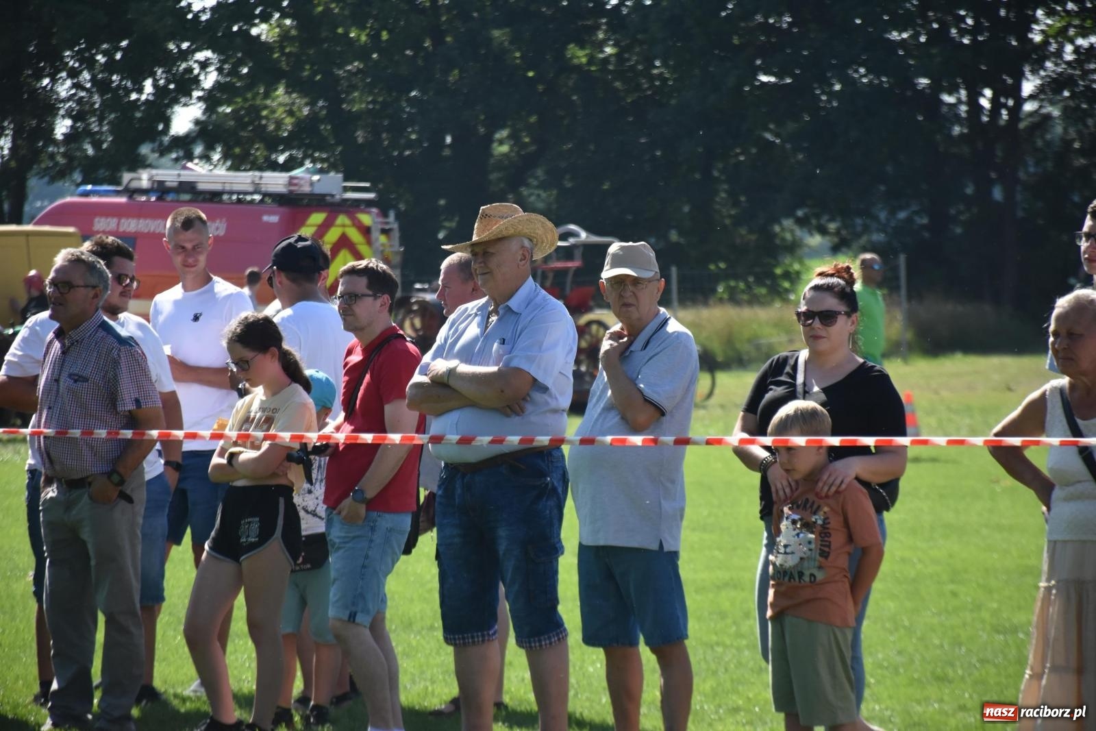 Zdjęcie w galerii na portalu naszraciborz.pl: Gospodarze z głównym trofeum zawodów w Bieńkowicach [FOTO i WIDEO] wiadomości z regionu