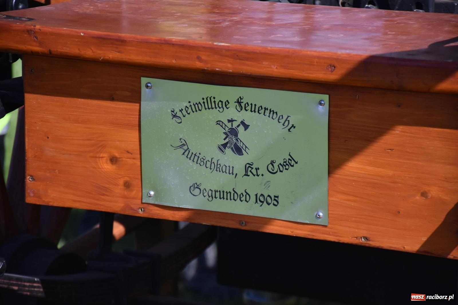 Zdjęcie w galerii na portalu naszraciborz.pl: Gospodarze z głównym trofeum zawodów w Bieńkowicach [FOTO i WIDEO] wiadomości z regionu