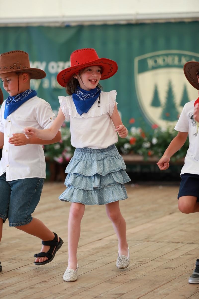 Zdjęcie w galerii na portalu naszraciborz.pl: 100 lat OSP Bojanów. Wesoło i kolorowo na scenie wiadomości z regionu