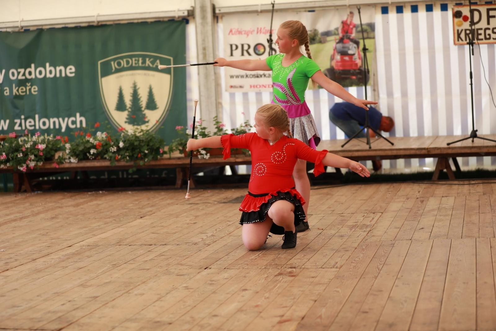 Zdjęcie w galerii na portalu naszraciborz.pl: 100 lat OSP Bojanów. Wesoło i kolorowo na scenie wiadomości z regionu