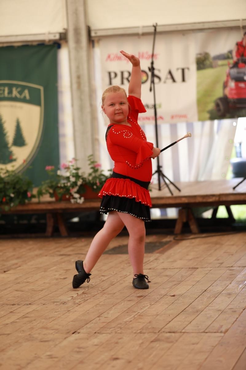 Zdjęcie w galerii na portalu naszraciborz.pl: 100 lat OSP Bojanów. Wesoło i kolorowo na scenie wiadomości z regionu