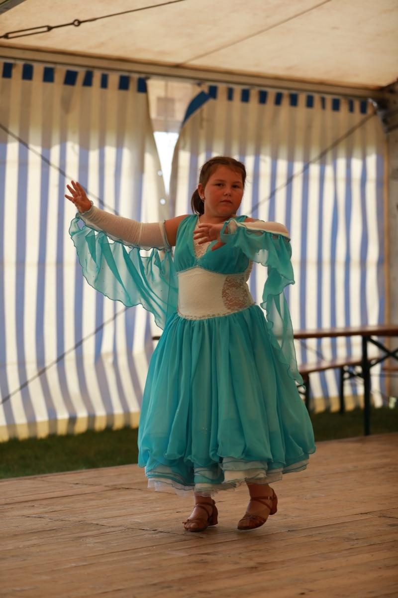 Zdjęcie w galerii na portalu naszraciborz.pl: 100 lat OSP Bojanów. Wesoło i kolorowo na scenie wiadomości z regionu