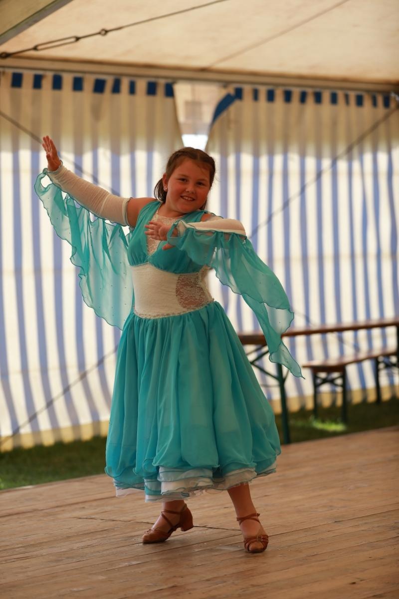 Zdjęcie w galerii na portalu naszraciborz.pl: 100 lat OSP Bojanów. Wesoło i kolorowo na scenie wiadomości z regionu